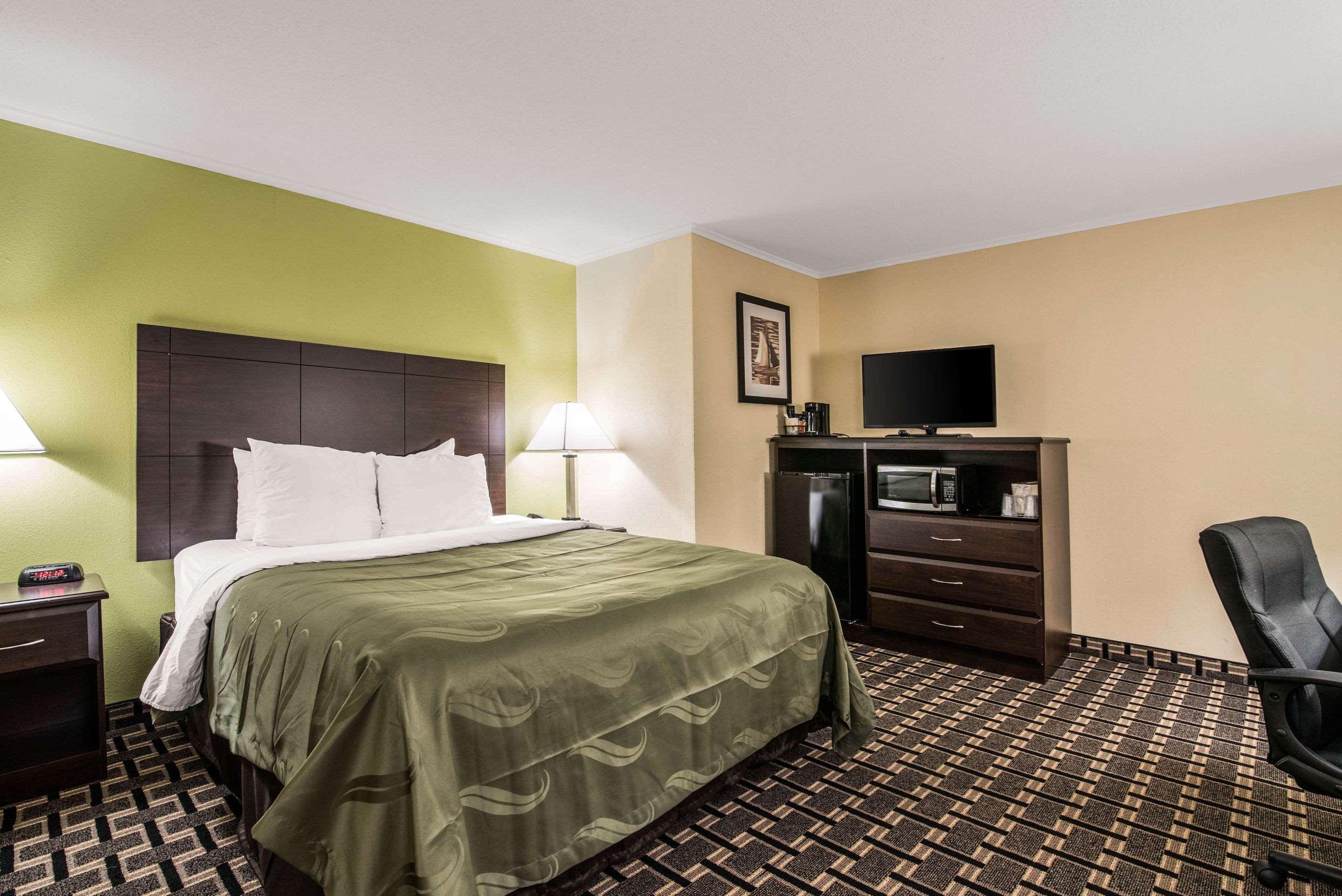 Quality Inn Barre-Montpelier Exterior photo