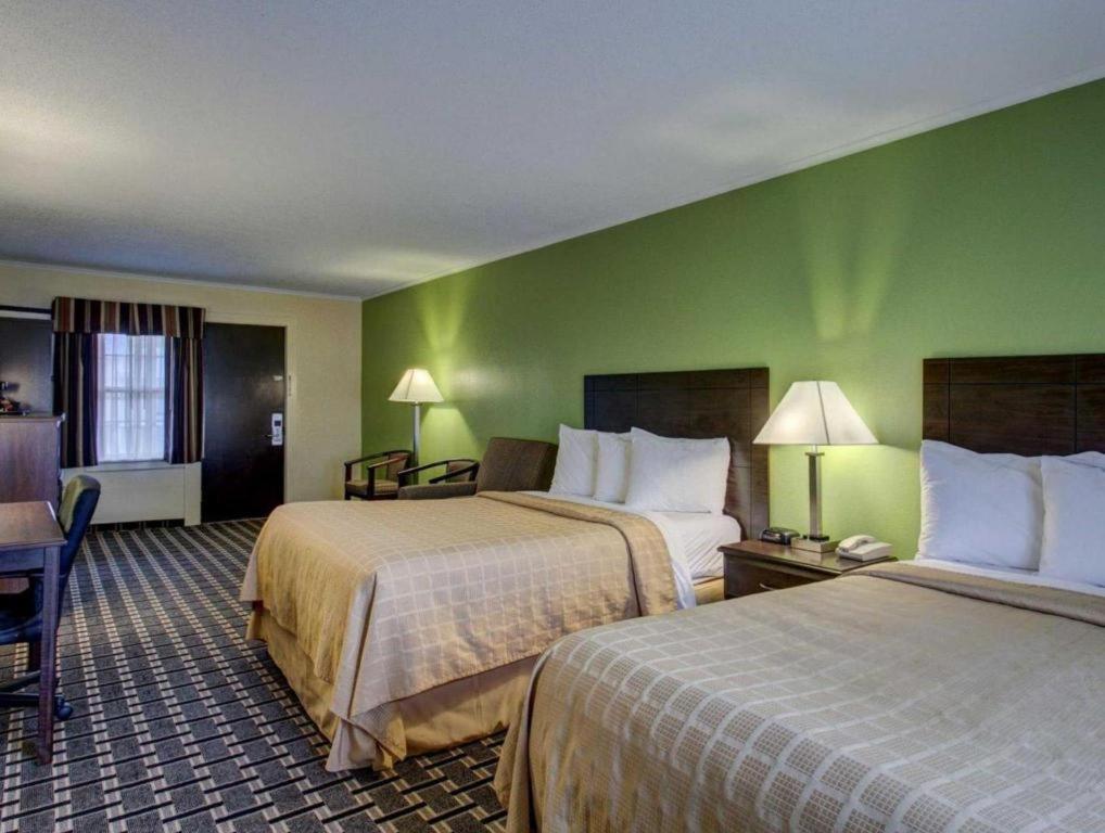 Quality Inn Barre-Montpelier Exterior photo