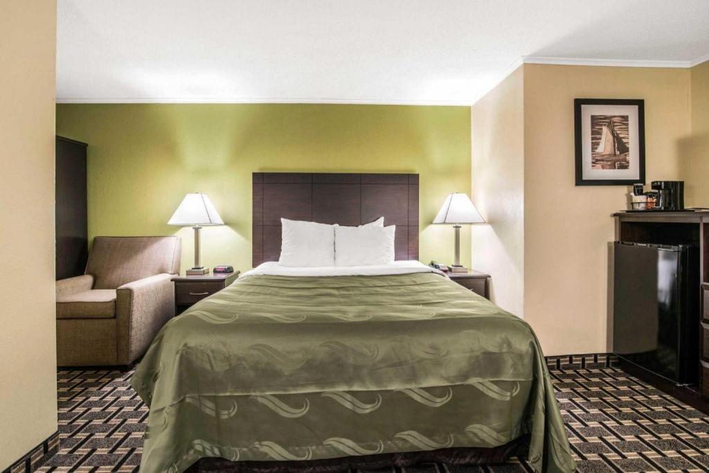 Quality Inn Barre-Montpelier Exterior photo