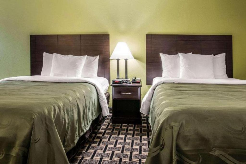 Quality Inn Barre-Montpelier Exterior photo